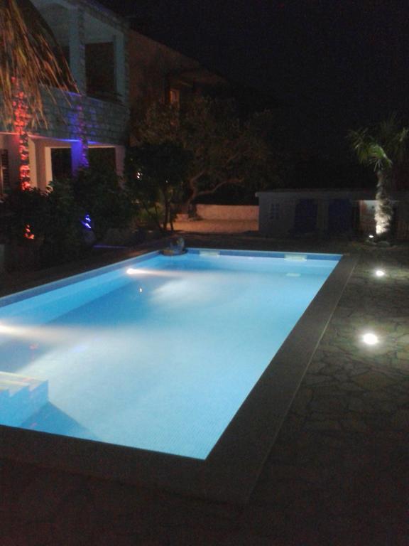 Apartments Priko Stari Grad  Kamer foto